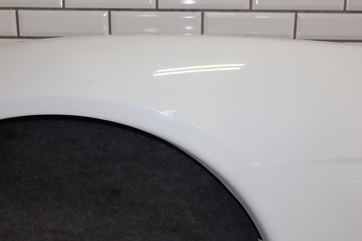 2005-13 Chevrolet Corvette C6 Base Left Driver Front Fender Artic White