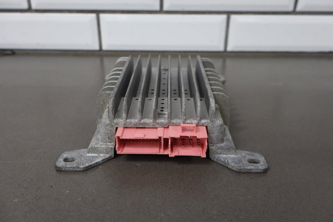 2005 - 2006 Chevrolet Corvette Radio Amplifier 15270620 OEM