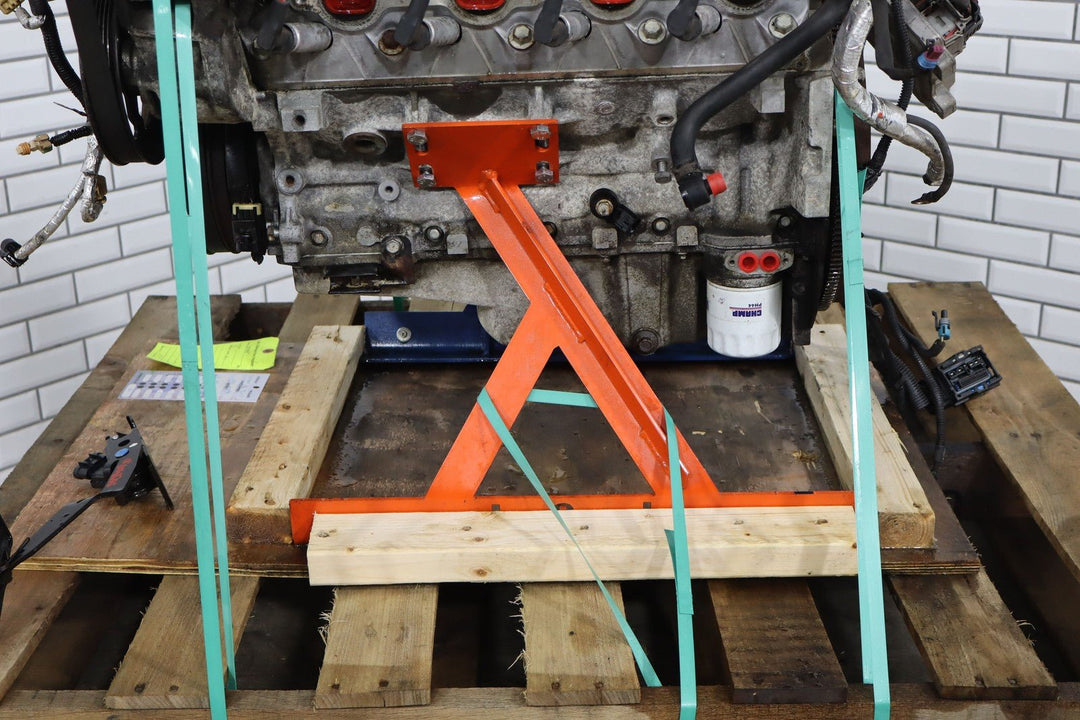 2005 - 2006 Chevy 6.0L V8 LS2 Engine Dropout W/Accessories *Video Tested*