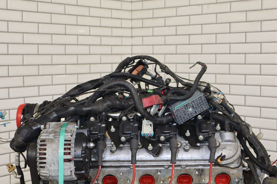 2005 - 2006 Chevy 6.0L V8 LS2 Engine Dropout W/Accessories *Video Tested*