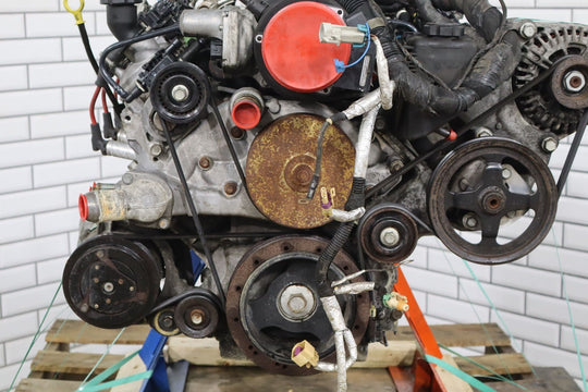 2005 - 2006 Chevy 6.0L V8 LS2 Engine Dropout W/Accessories *Video Tested*