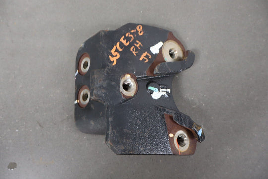 2005 - 2006 Chevy SSR Pair of LS2 6.0 V8 Engine Mounts