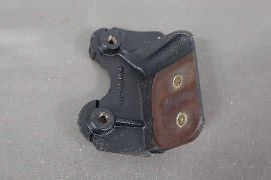 2005 - 2006 Chevy SSR Pair of LS2 6.0 V8 Engine Mounts