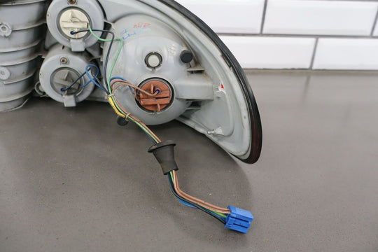 2005 - 2006 Pontiac GTO Left Tail Light 92146794 OEM