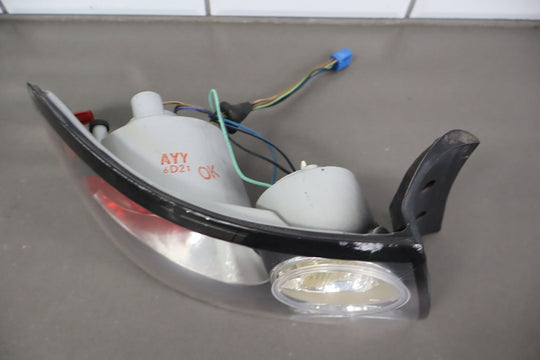 2005 - 2006 Pontiac GTO Left Tail Light 92146794 OEM *Heat Cracking*