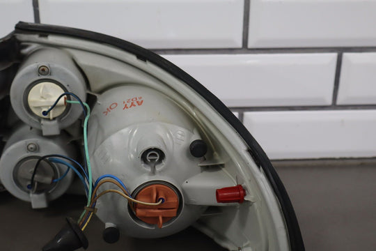 2005 - 2006 Pontiac GTO Left Tail Light 92146794 OEM *Heat Cracking*