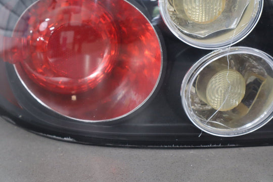 2005 - 2006 Pontiac GTO Left Tail Light 92146794 OEM *Heat Cracking*