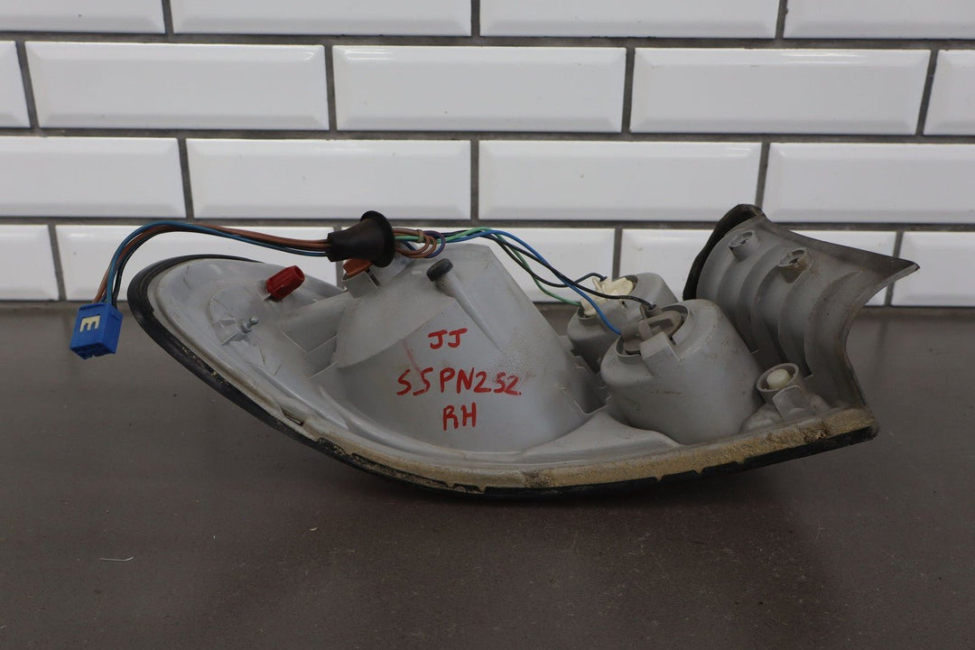 2005 - 2006 Pontiac GTO Right Tail Light 92146793 OEM