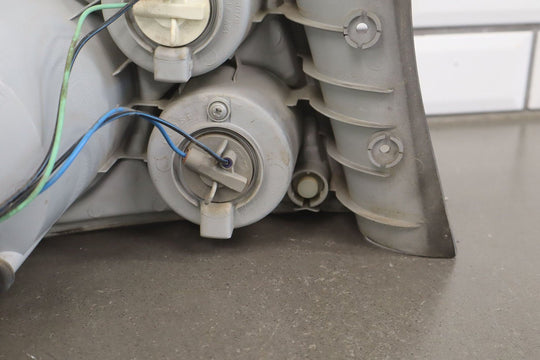 2005 - 2006 Pontiac GTO Right Tail Light 92146793 OEM