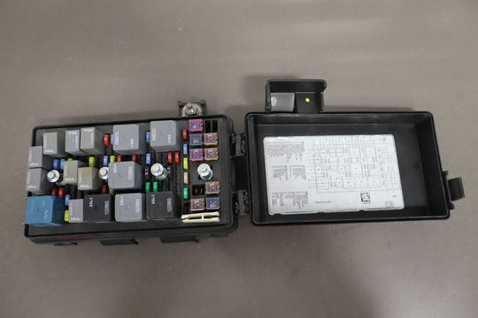 2005 - 2007 C6 Corvette Engine Fuse Relay Junction Box