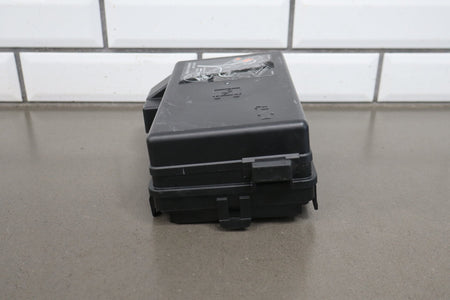 2005-2007 Chevrolet Corvette C6 - Engine Fuse Box 21996326