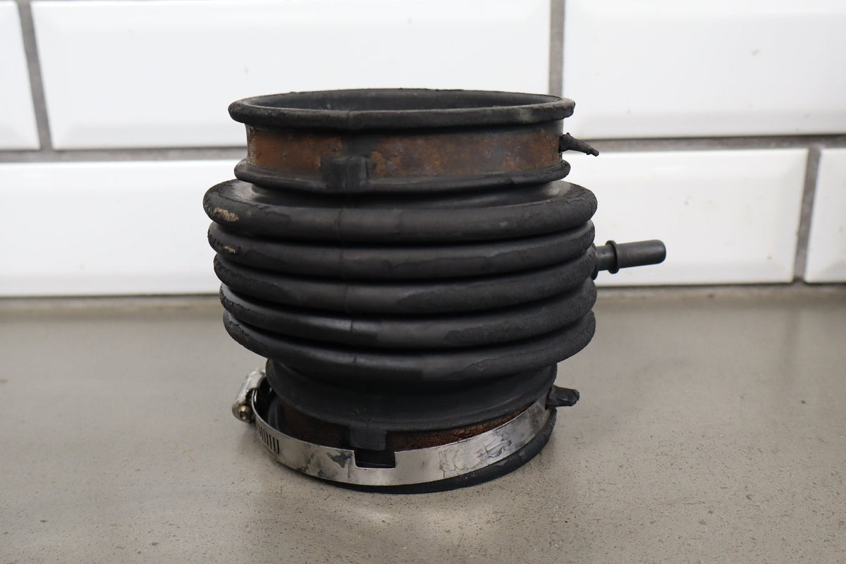 2005-2007 Chevrolet Corvette C6 Modified Air Cleaner