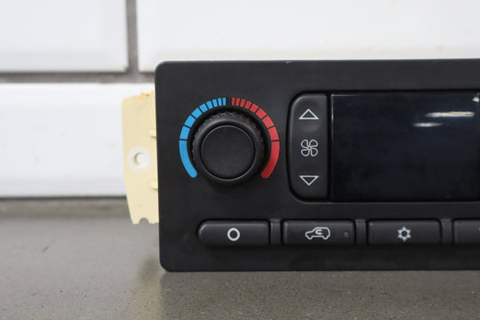 2005 - 2007 Chevrolet Silverado 2500 Climate Control 15855849 OEM