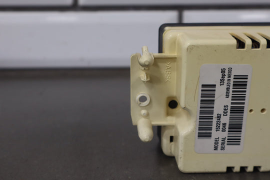 2005 - 2007 Chevrolet Silverado 2500 Climate Control 15855849 OEM