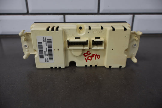 2005 - 2007 Chevrolet Silverado 2500 Climate Control 15855849 OEM