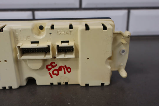 2005 - 2007 Chevrolet Silverado 2500 Climate Control 15855849 OEM
