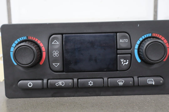 2005 - 2007 Chevrolet Silverado 2500 Climate Control 15855849 OEM