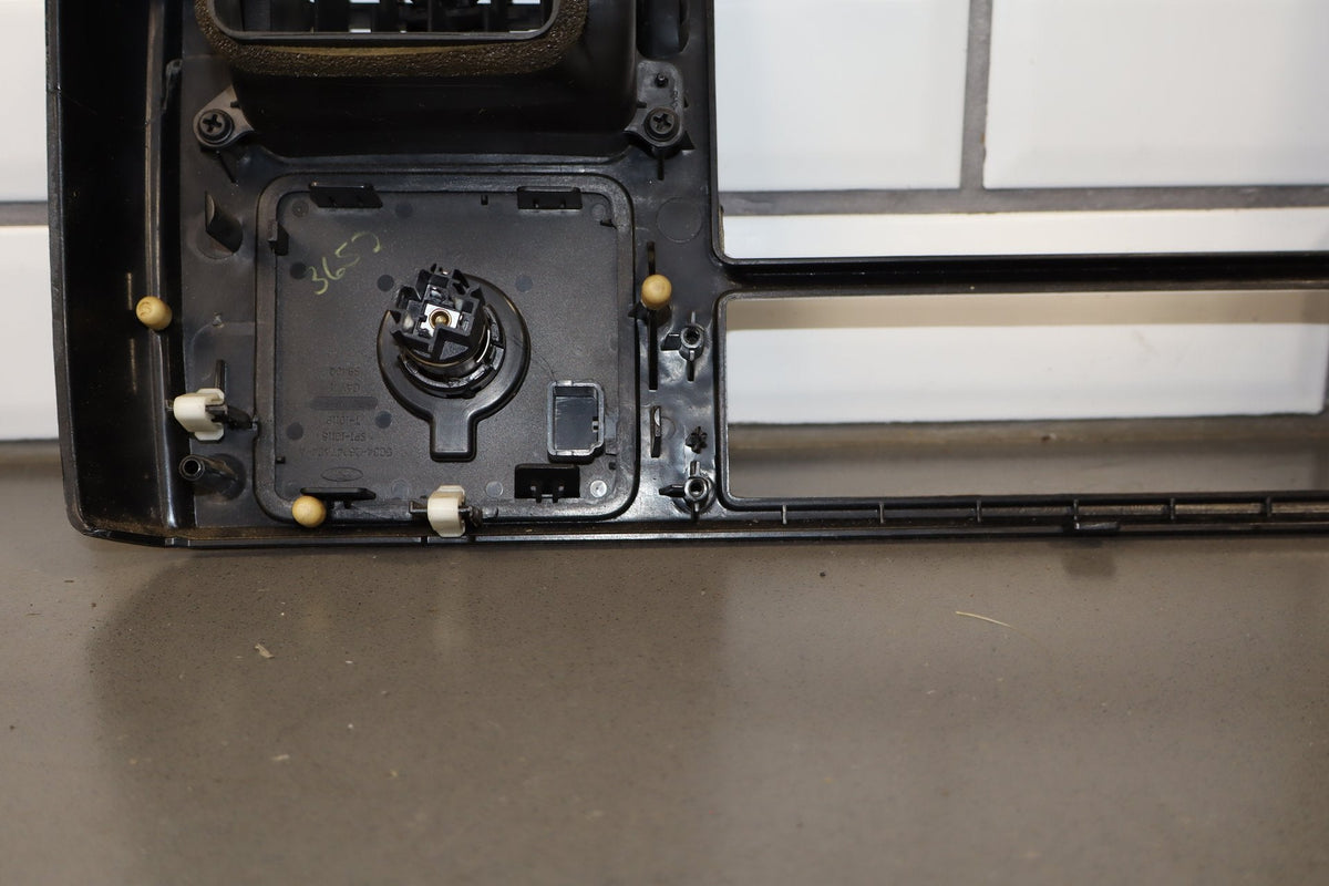 2005-2007 Ford F-250 F-350 Radio Speedometer Bezel Trim OEM