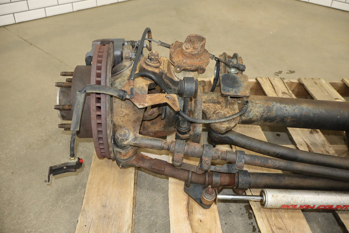 2005-2007 Ford F-250 F-350 Super Duty Front Axle Assembly Dana 60 3.73 OEM