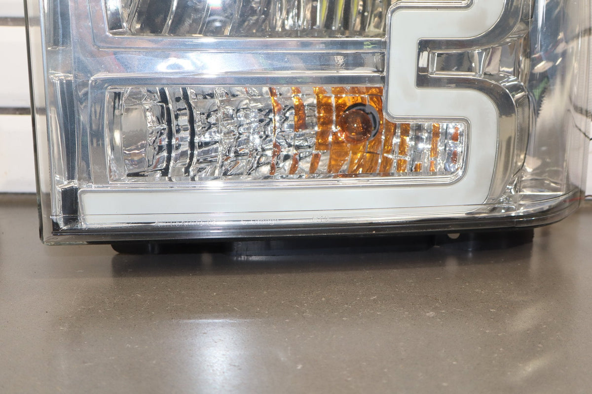 2005-2007 Ford F-250 F-350 Super Duty Headlamp Set Aftermarket