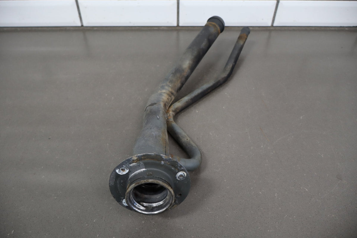 2005-2007 Ford F-250 Super Duty Fuel Filler Neck OEM 6.0 Powerstroke Diesel