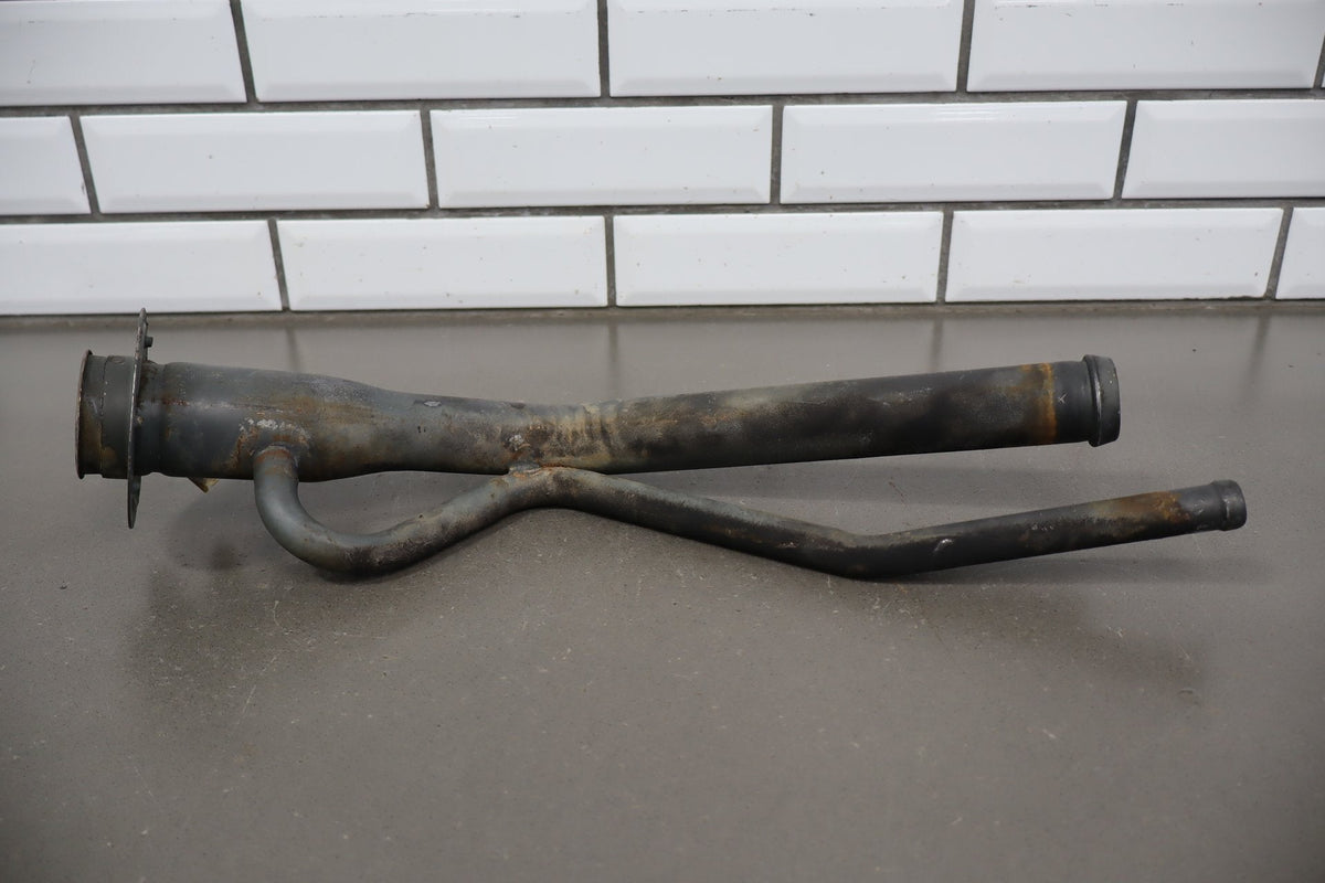 2005-2007 Ford F-250 Super Duty Fuel Filler Neck OEM 6.0 Powerstroke Diesel