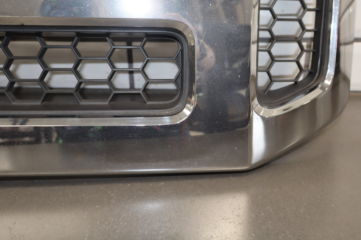 2005-2007 Ford F-250 Super Duty Lariat OEM Chrome Grille 5C3Z8200BAA