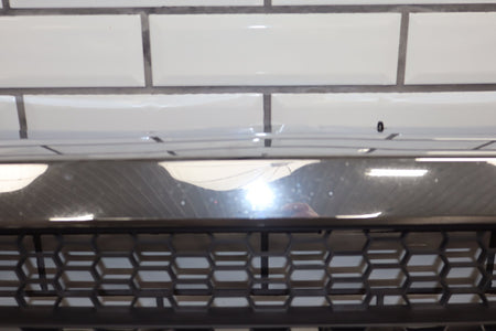 2005-2007 Ford F-250 Super Duty Lariat OEM Chrome Grille 5C3Z8200BAA