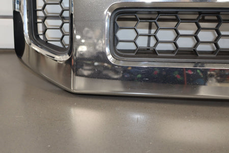2005-2007 Ford F-250 Super Duty Lariat OEM Chrome Grille 5C3Z8200BAA