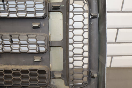 2005-2007 Ford F-250 Super Duty Lariat OEM Chrome Grille 5C3Z8200BAA