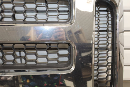 2005-2007 Ford F-250 Super Duty Lariat OEM Chrome Grille 5C3Z8200BAA
