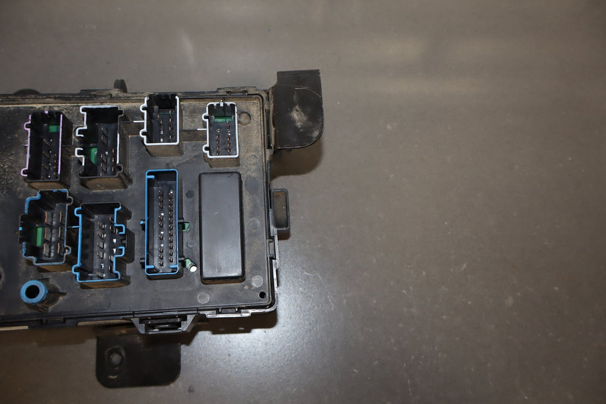 2005-2007 Ford F250 F350 Super Duty Cabin Fuse Box 5C3T-14A067-AD OEM