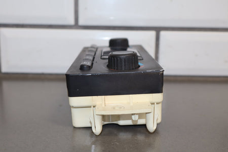 2005-2007 GMC Sierra 2500 Climate Control 15855848 OEM