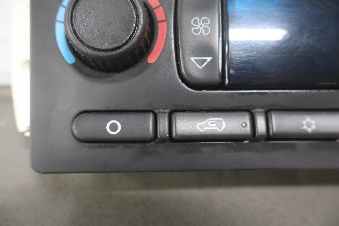 2005 - 2007 GMC Yukon Climate Control 15855848 OEM GMT800