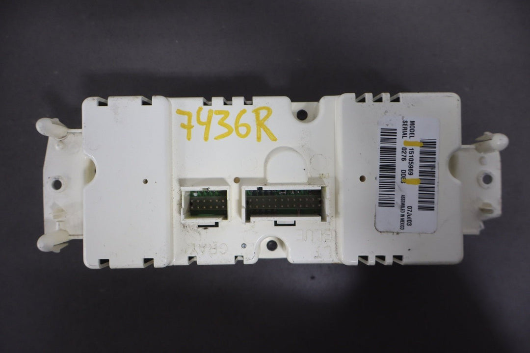 2005 - 2007 GMC Yukon Climate Control 15855848 OEM GMT800