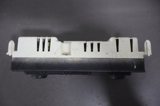 2005 - 2007 GMC Yukon Climate Control 15855848 OEM GMT800