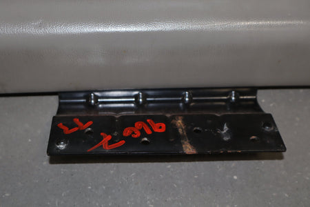 2005-2007 Hummer H2- Console Lid Wheat 89042128