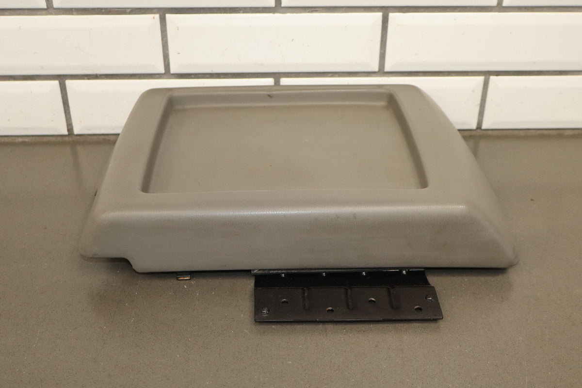 2005-2007 Hummer H2 - Console Lid Wheat 89042128