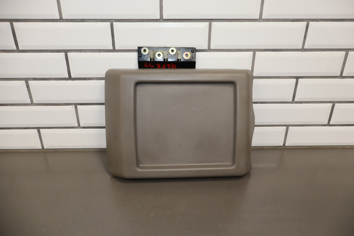 2005-2007 Hummer H2- Console Lid Wheat 89042128
