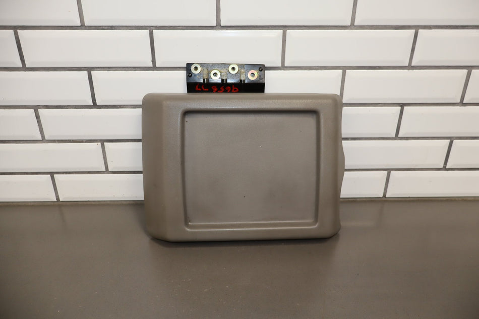 2005-2007 Hummer H2- Console Lid Wheat 89042128