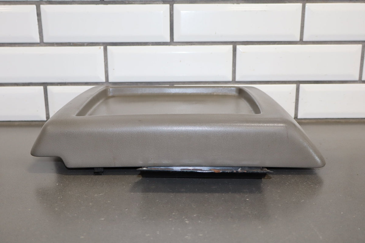 2005-2007 Hummer H2- Console Lid Wheat 89042128