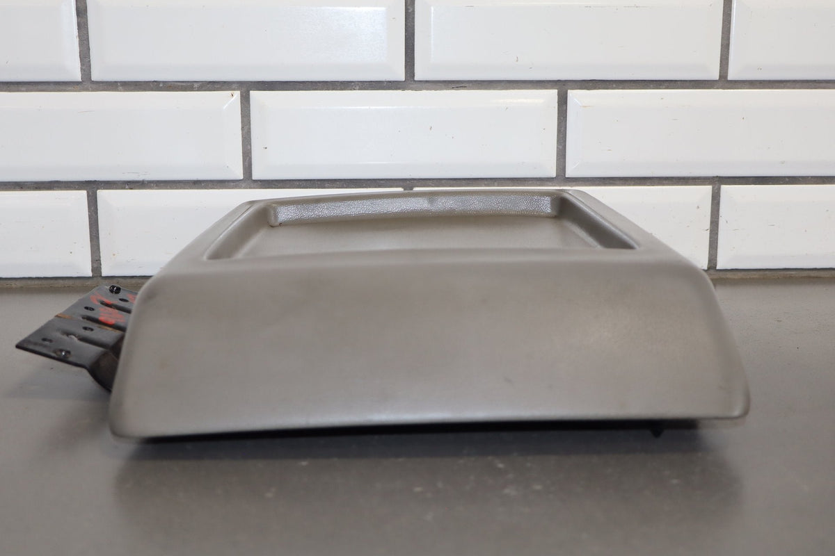 2005-2007 Hummer H2- Console Lid Wheat 89042128