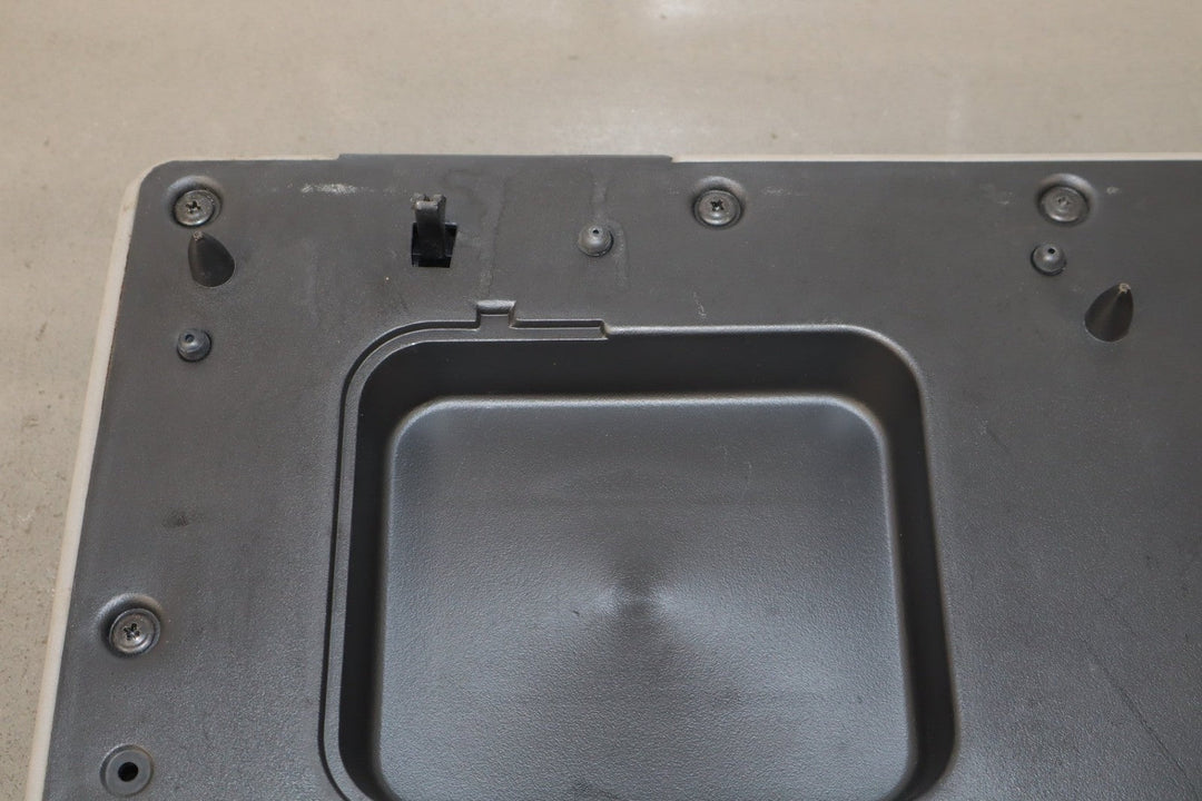 2005 - 2007 Hummer H2 - Console Lid Wheat 89042128