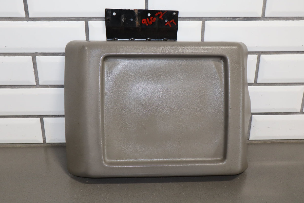 2005-2007 Hummer H2- Console Lid Wheat 89042128