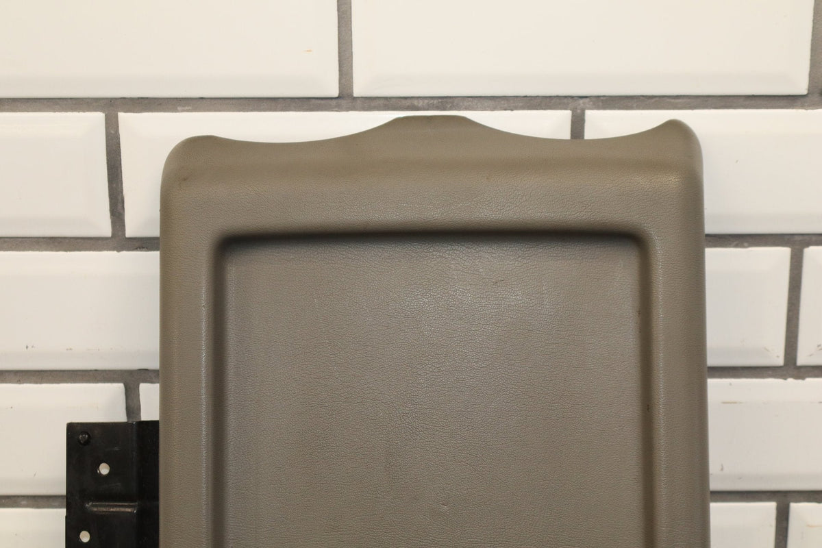 2005-2007 Hummer H2 - Console Lid Wheat 89042128