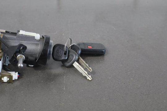 2005 - 2007 Toyota Sequoia Ignition Switch W/ Module OEM