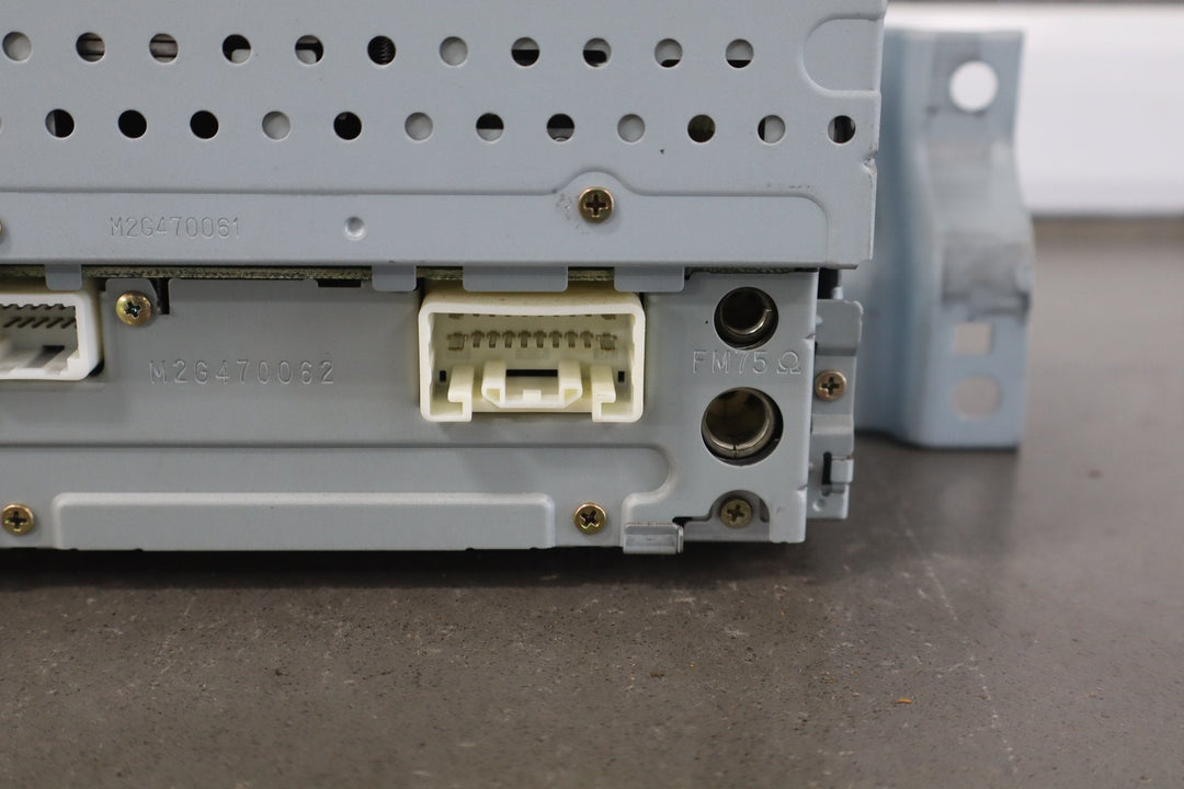2005 - 2007 Toyota Sequoia JBL CD Player Radio OEM