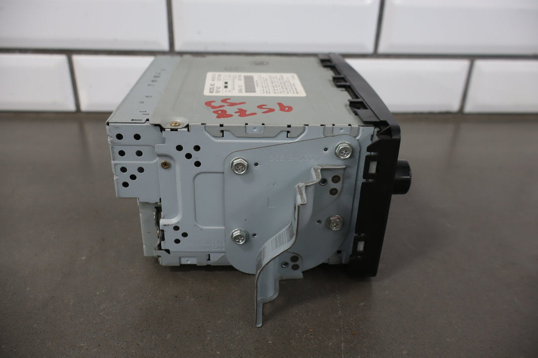 2005 - 2007 Toyota Sequoia JBL CD Player Radio OEM