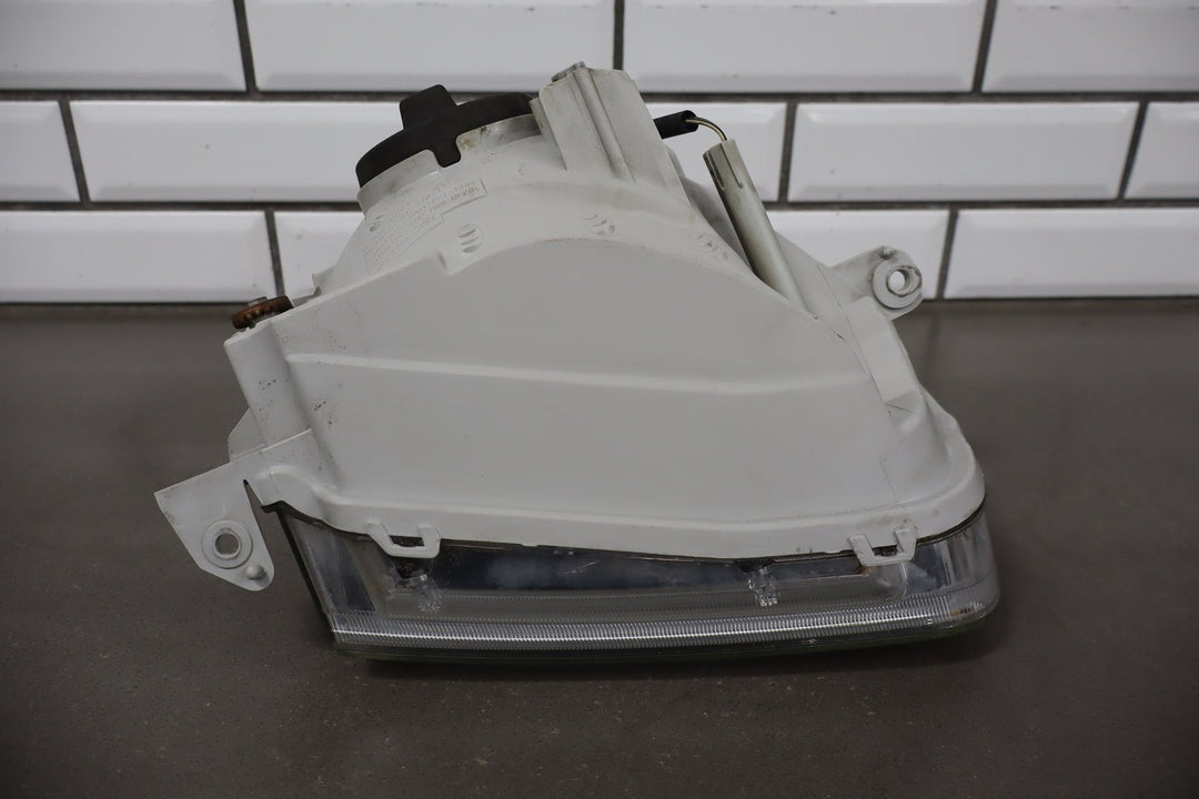 2005 - 2007 Toyota Sequoia Left Headlamp