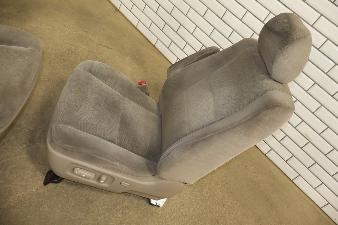 2005 - 2007 Toyota Sequoia Pair Cloth Front Seats OEM Taupe